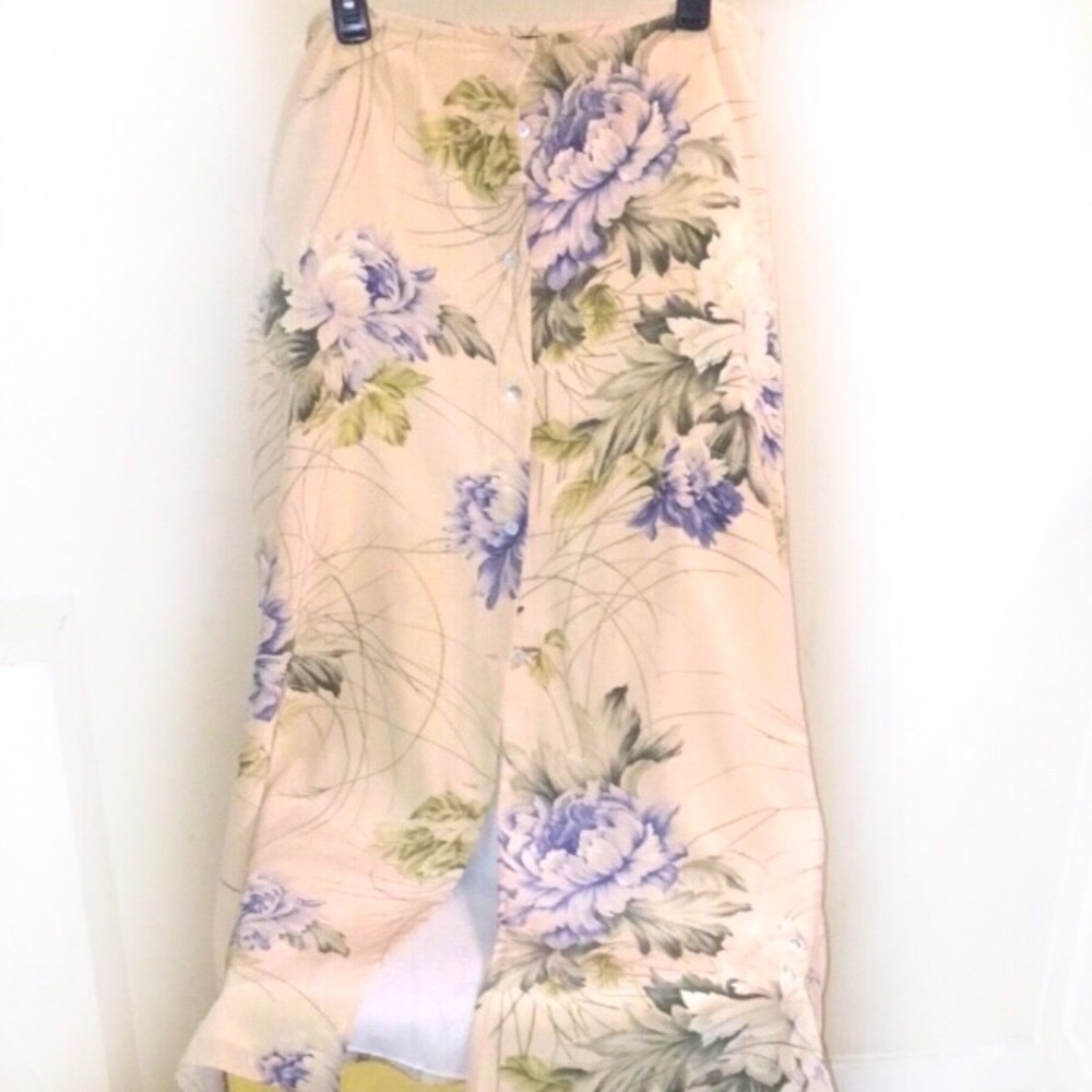 VTG 100% Silk Ellen Tracy Floral skirt